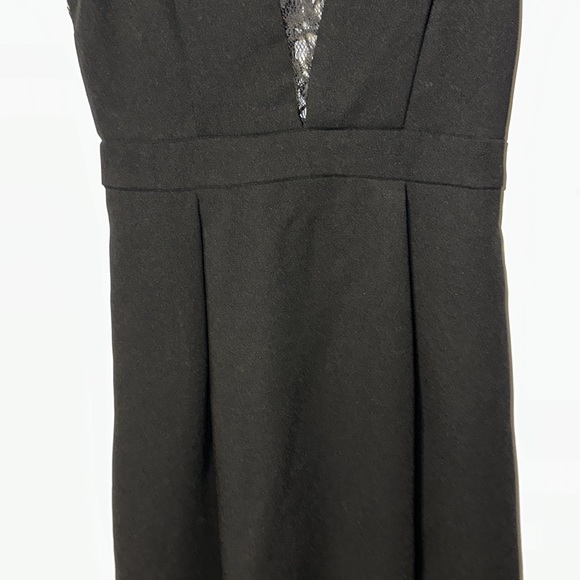 Lacy Black Dress So Cute! - Picture 3 of 8